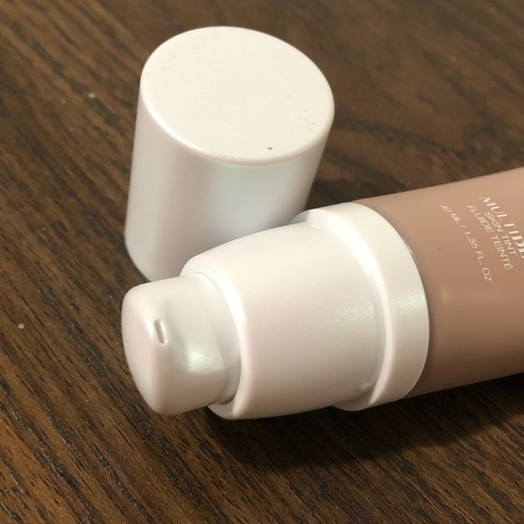 Huda Beauty GloWish Multidew Vegan Skin Tint Foundation 08 Tan - Picture 11 of 11